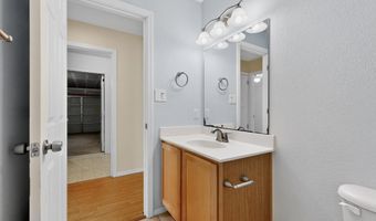 8415 Crimson Ave NW, Albuquerque, NM 87120