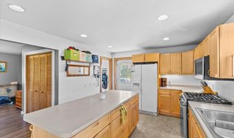 580 River Rd, Cambridge, VT 05464