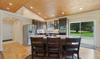 54601 WINTERBERRY Dr, Bandon, OR 97411