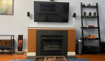 1000 N RANDOLPH St 104, Arlington, VA 22201