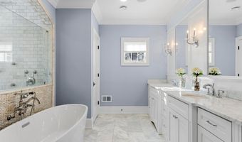 9 Beacon Hill Rd, Atlantic Highlands, NJ 07716