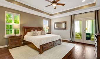 20405 SAVIN HILL Dr, Ashburn, VA 20147