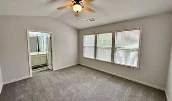 49 EAGLE Gln, Alpharetta, GA 30022