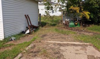 910 2nd Ave, Ackley, IA 50601