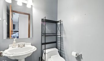 5756 Cherokee Ct, Bargersville, IN 46106