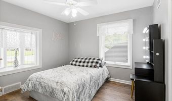 9513 Sequoia Ct, Affton, MO 63123