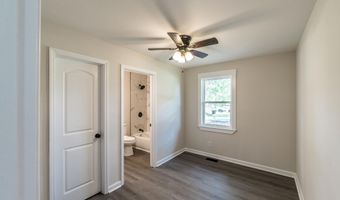 26220 Children Ln, Athens, AL 35613