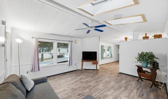 32 Sparrow Dr, Augusta, ME 04330