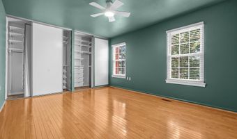 6645 MEDINAH Ln, Alexandria, VA 22312