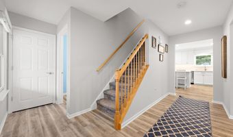 15 Brentwood Dr, Bayville, NJ 08721