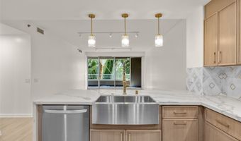 1 Keahole Place 3304, Honolulu, HI 96825