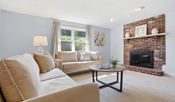 51 Hosmer St, Acton, MA 01720
