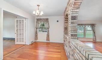 1027 W Superior St, Alma, MI 48801