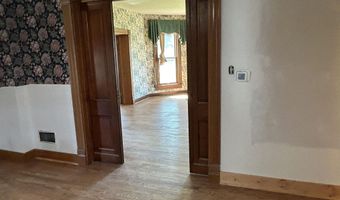 911 Pine St, Atlantic, IA 50022