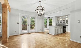 140 Fairway Ridge Dr, Alpharetta, GA 30022