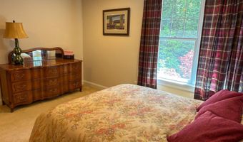 2 Parker Farm Ln, Amherst, NH 03031