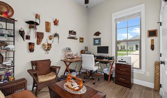441 N Lost River Dr, Benton, LA 71006