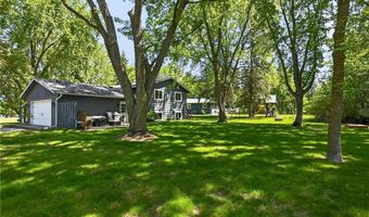 1802 Oak Knoll Dr NE, Alexandria, MN 56308