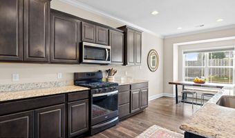 1029 Aspen Glen Dr, Alcoa, TN 37701