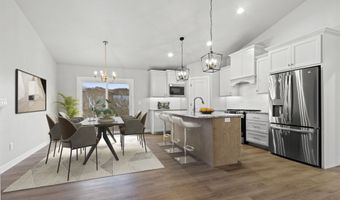 525 KIRKLAND Ave, Algoma, WI 54201