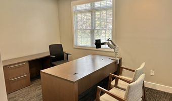 33 Dale Rd, Avon, CT 06001