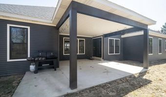 8477 84th St SE, Alto, MI 49302