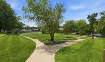200 N PICKETT St #1414, Alexandria, VA 22304