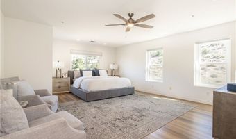 9162 Old Stage Rd, Agua Dulce, CA 91390