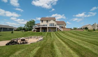 8866 Deer Run Dr, Allenton, WI 53002