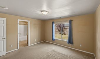 914 Oakmont Lp NE, Albany, OR 97322