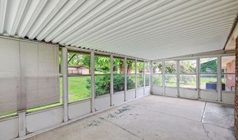 26 W Hill Valley Dr, Indianapolis, IN 46217