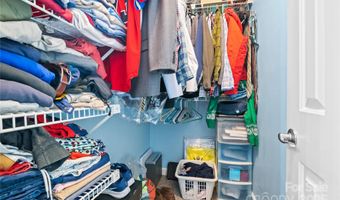 6119 Carmel Station Ave, Charlotte, NC 28226