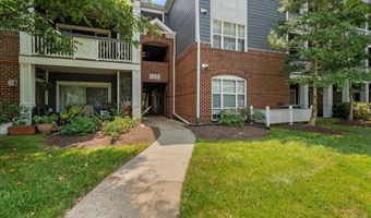 20322 BEECHWOOD Ter 202, Ashburn, VA 20147