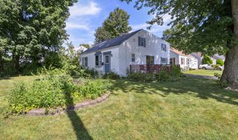 40 Park Ave, Danbury, CT 06810