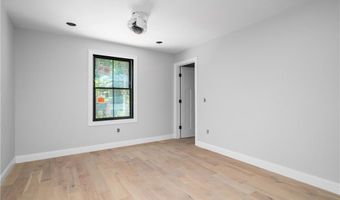 2036 Putnam Pike, Glocester, RI 02814