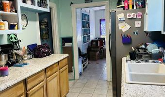 198 Holmesville Ave, Baxley, GA 31515