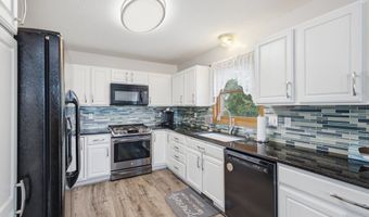 792 King Ridge Dr, Ashland, OH 44805