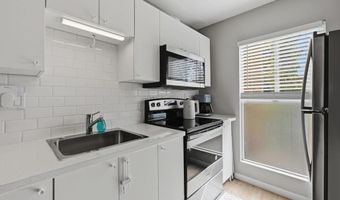 5700 Baltimore Dr 81, La Mesa, CA 91942