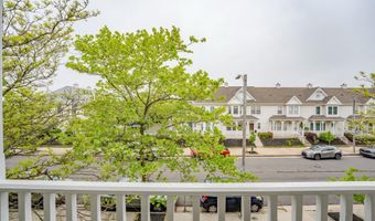 19 CLIPPER Ct, Atlantic City, NJ 08401