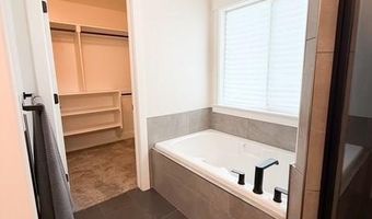 3185 E Greenwillow Ln, Ammon, ID 83401