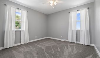 121 NW State St, Ankeny, IA 50023