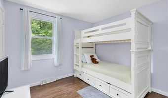 111 Bramble Bush Rd, Coventry, RI 02816