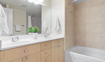 820 N POLLARD St 511, Arlington, VA 22203