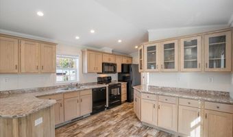 843 High St 13A, Candia, NH 03034