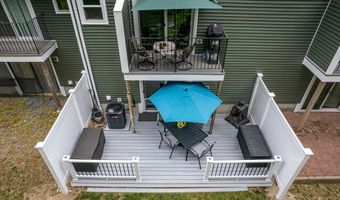 121 Twin Brook Ln 121, Bellingham, MA 02019