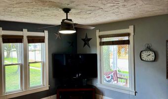 305 N Washington St, Abingdon, IL 61410