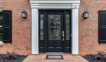 1802 Hedge Sparrow Ct NE, Roswell, GA 30075