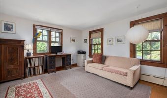 856 N Main Rd, Jamestown, RI 02835