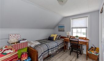 24 Columbus Blvd, Cranston, RI 02910