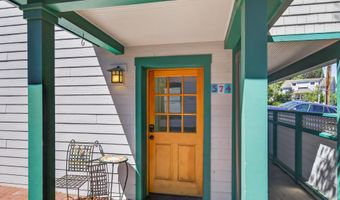 19 Gresham St, Ashland, OR 97520